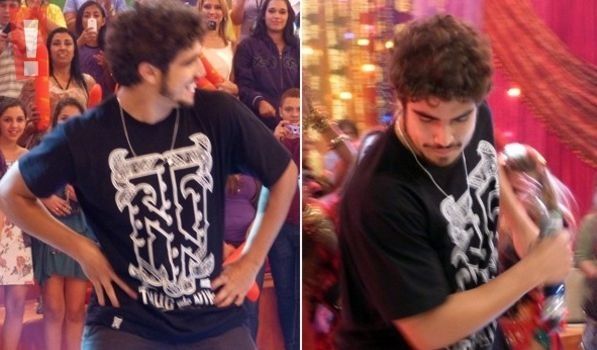O ator manda bem nos passinhos da dança (Foto: Esquenta/TV Globo)
