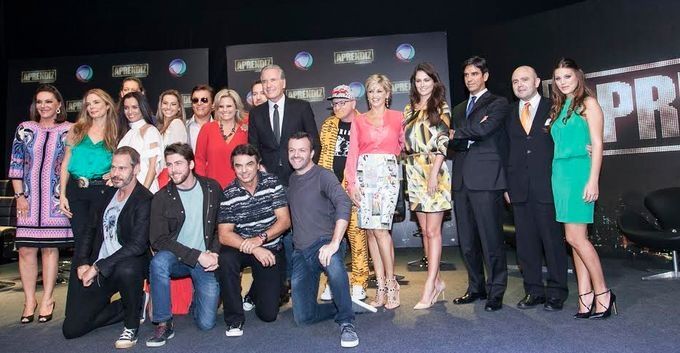 Roberto Justus e os participantes do reality show. Foto: Divulgação