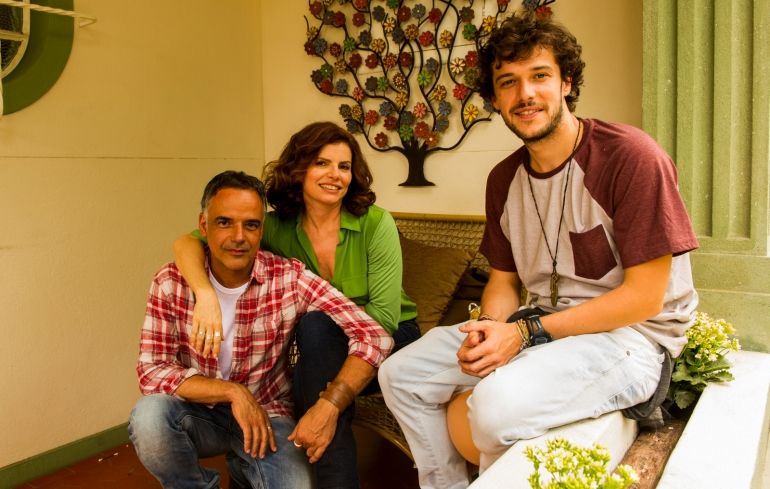 Lígia (Debora Bloch), Vicente (Angelo Antônio) e Pedro (Jayme Matarazzo). Crédito: Globo/João Miguel Júnior