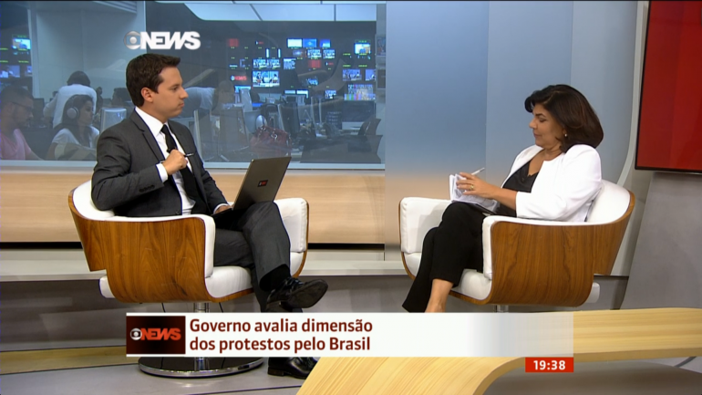 Dony de Nuccio e Cristiana Lôbo durante a cobertura (Foto: Reprodução/GloboNews)