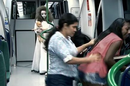 Menina Fantasma em pegadinha do Programa Silvio Santos (Foto: Reprodução/SBT)