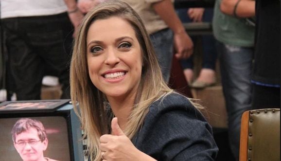Júlia Rabello durante participação no Altas Horas (Foto: TV Globo)