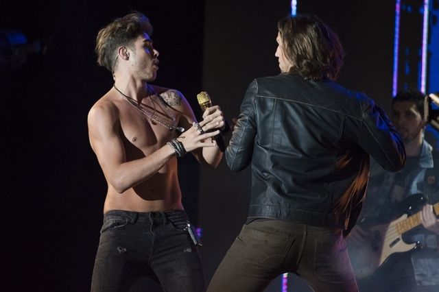 Léo Régis (Rafael Vitti) e Gui (Vladimir Brichta). Foto: Globo/Cesar Alves