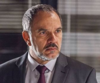 Humberto Martins em cena de Totalmente Demais (Globo)