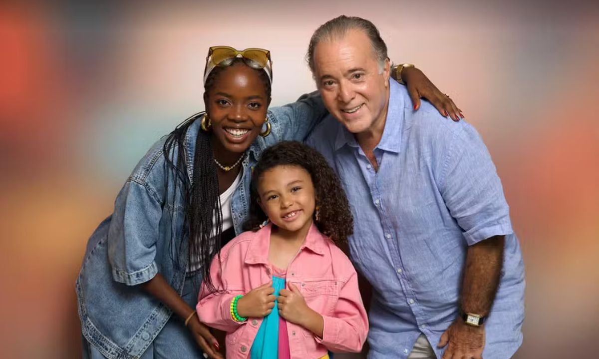 Clara Moneke, Elis Cabral e Tony Ramos. Foto: Globo/ Manoella Mello