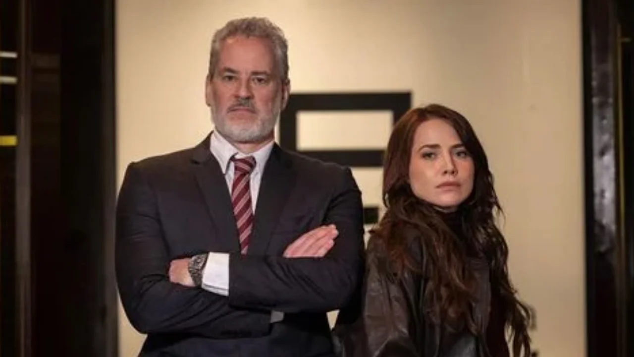 Ademir (Dan Stulbach) e Adriana (Letícia Colin) em Quem Ama Cuida
